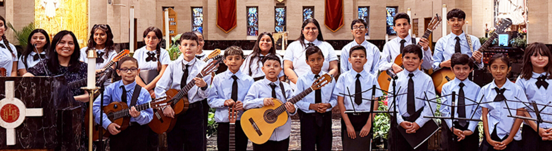 A children's choir brings joy at the National Shrine Slide 3
