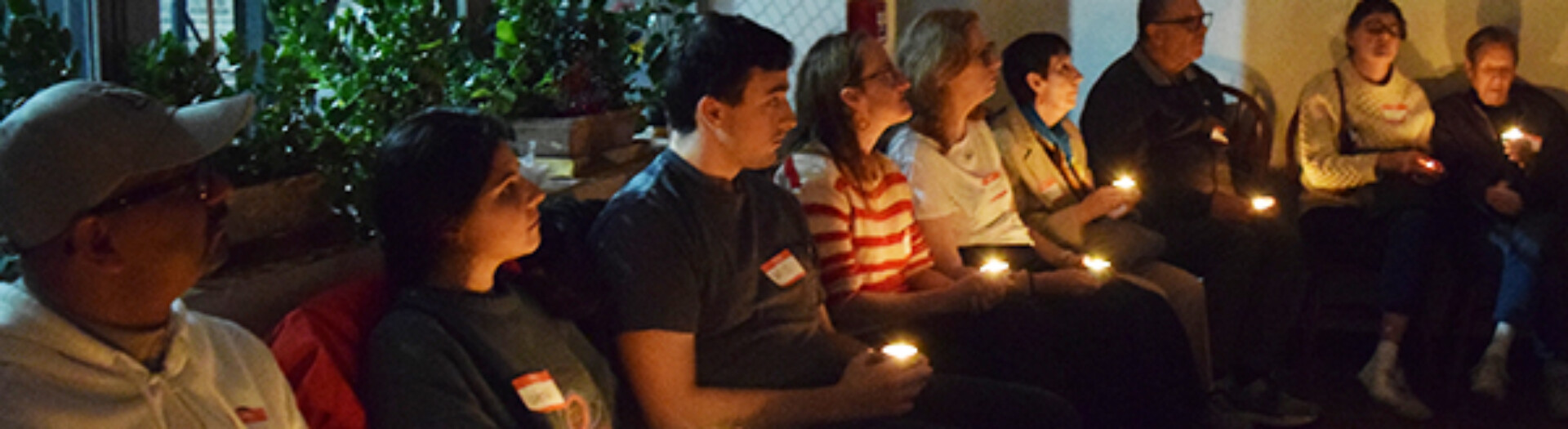 Offering prayers for migrant and refugee children Slide 5